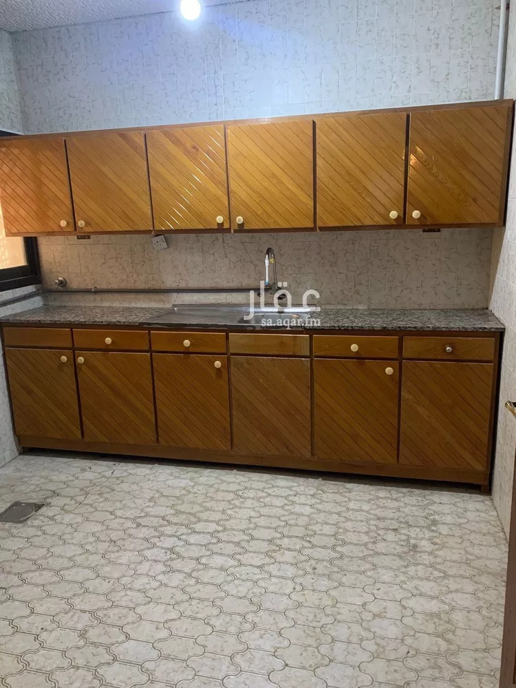 شقة للإيجار في شارع العشرون, حي ابن خلدون, مدينة الدمام, المنطقة الشرقية صورة 4