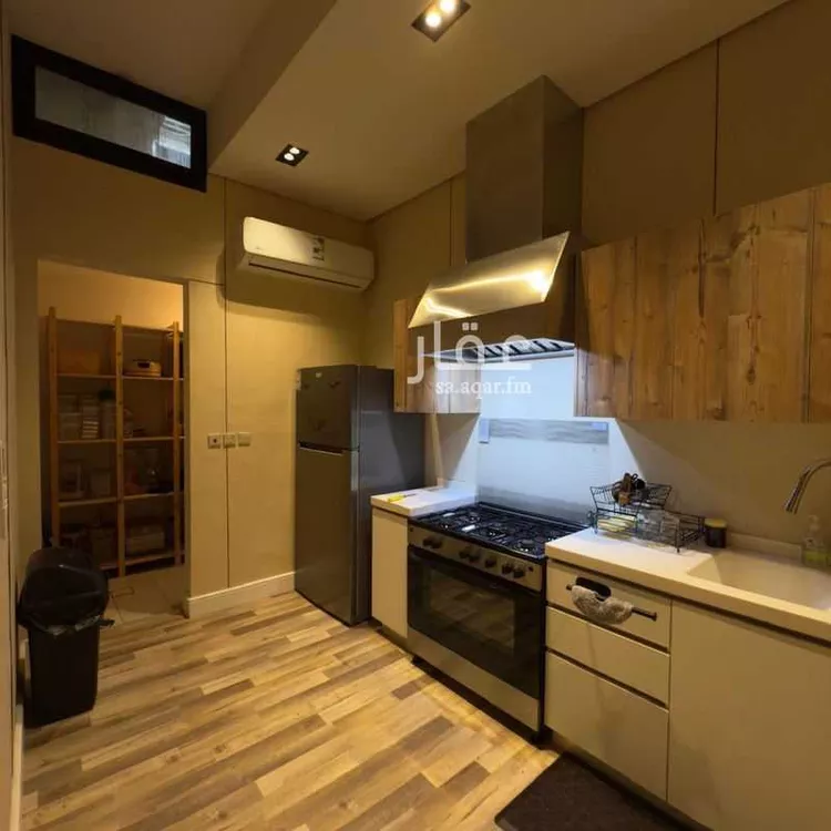 فيلا للبيع في شارع الرجم, حي العزيزية, مدينة الرياض, منطقة الرياض صورة 3