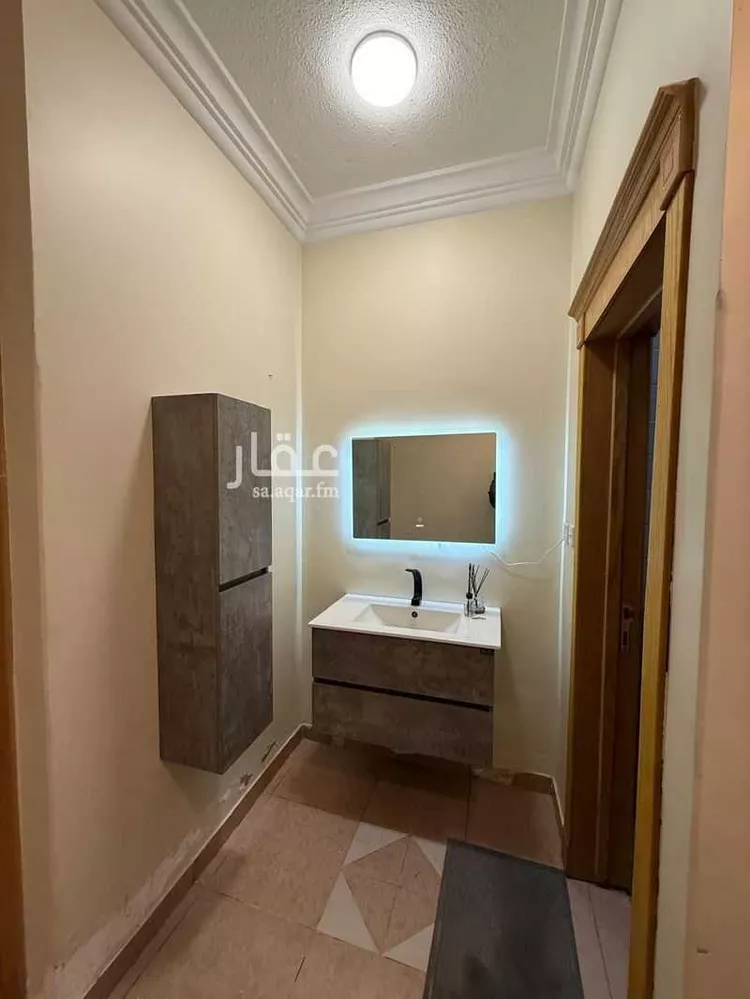 شقة للبيع في شارع الخزنه, حي إشبيلية, مدينة الرياض, منطقة الرياض صورة 3