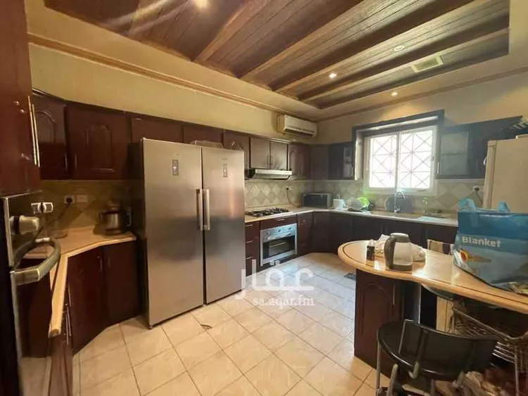 فيلا للبيع في شارع العريضة, حي الربيع, مدينة الرياض, منطقة الرياض