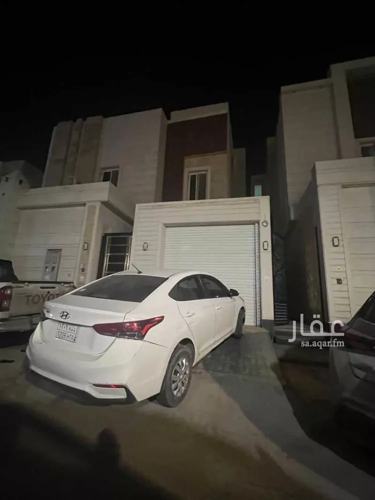 فيلا للبيع في شارع حمزة بن القاسم, حي الرمال, مدينة الرياض, منطقة الرياض صورة 5