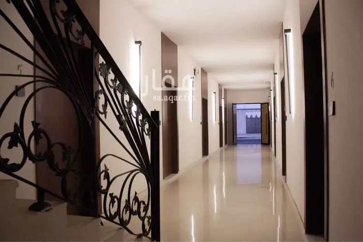 عمارة للإيجار في شارع الامير عبدالله ابن عبدالرحمن ، حي ظهرة العودة شرق ، الدرعية ، الدرعية صورة 3