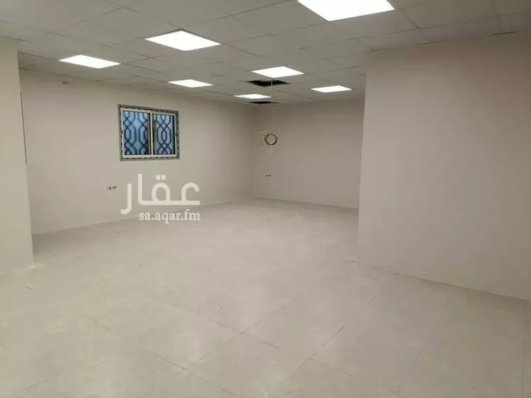 مكتب تجاري للإيجار في شارع الأمير سعود الكبير بن عبدالعزيز آل سعو, حي القدس, مدينة الرياض, منطقة الرياض