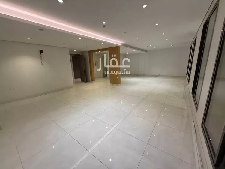 مكتب تجاري للإيجار في شارع أبي عبيدة عامر بن الجراح, حي الفيحاء, مدينة الرياض, منطقة الرياض 1 صورة