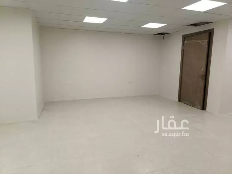 مكتب تجاري للإيجار في شارع الأمير سعود الكبير بن عبدالعزيز آل سعو, حي القدس, مدينة الرياض, منطقة الرياض صورة 2