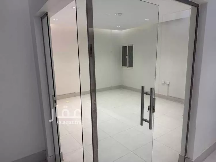 مكتب تجاري للإيجار في شارع خريص الفرعي, حي الروضة, مدينة الرياض, منطقة الرياض صورة 5