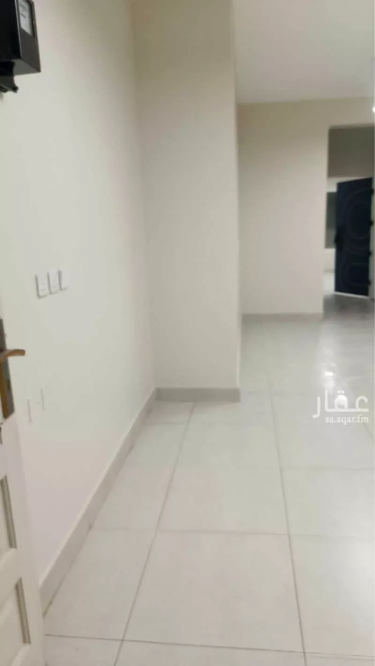 Commercial Office for Rent in Riyadh Al Quds صورة 3