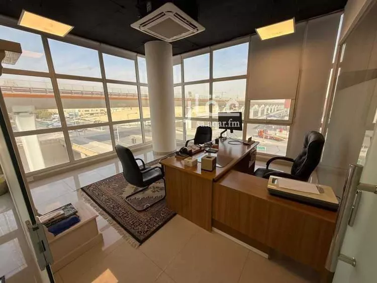 مكتب تجاري للإيجار في شارع الامير متعب بن عبدالعزيز, حي الصفاء, مدينة الرياض, منطقة الرياض صورة 4