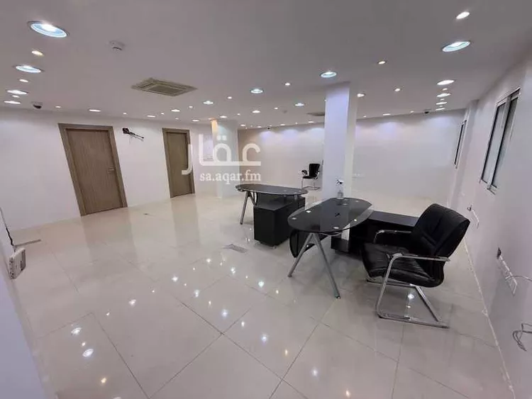 مكتب تجاري للإيجار في شارع خريص الفرعي, حي الروضة, مدينة الرياض, منطقة الرياض صورة 2