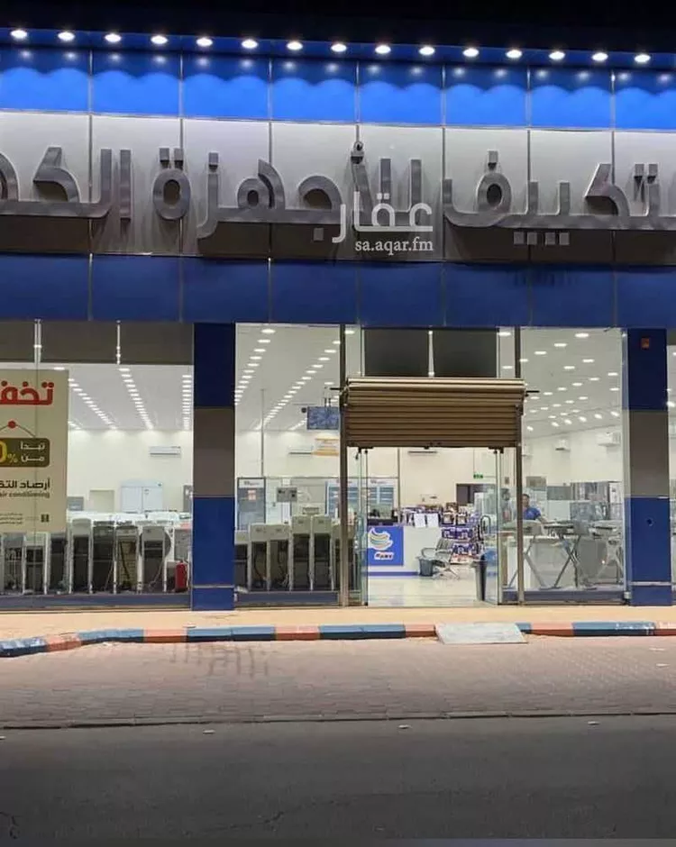 محل للبيع في شارع البويطن, حي وسط المدينة, مدينة عنيزة, منطقة القصيم صورة 2