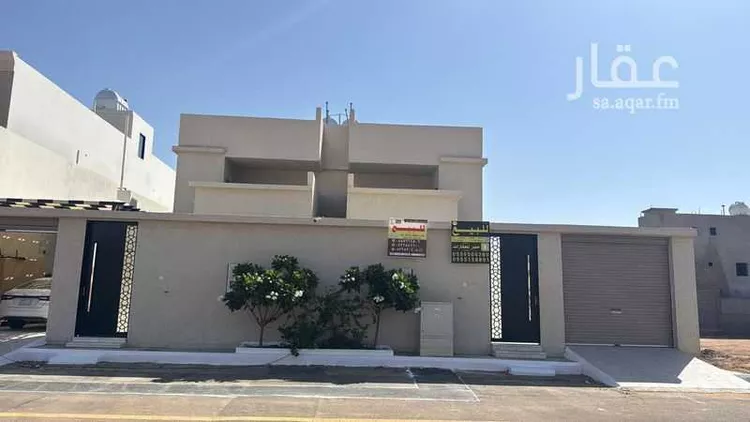 فيلا للبيع في شارع محمد عتيق ، حائل ، منطقة حائل