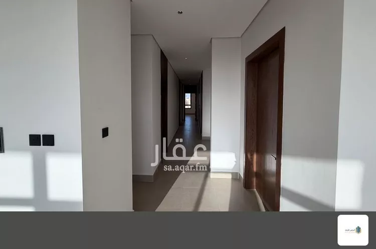 دور للبيع في شارع الحدائق ، حي النفل ، الرياض ، منطقة الرياض صورة 4