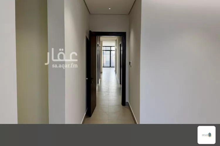 دور للبيع في شارع الحدائق, حي النفل, مدينة الرياض, منطقة الرياض صورة 4