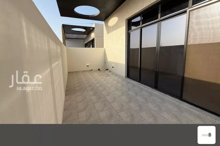 دور للبيع في شارع الحدائق ، حي النفل ، الرياض ، منطقة الرياض صورة 4