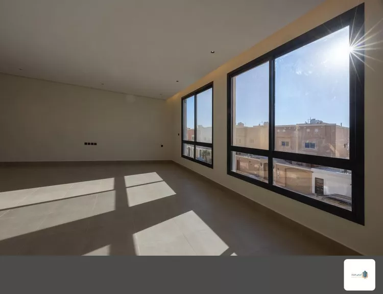 دور للبيع في شارع الحدائق, حي النفل, مدينة الرياض, منطقة الرياض 7