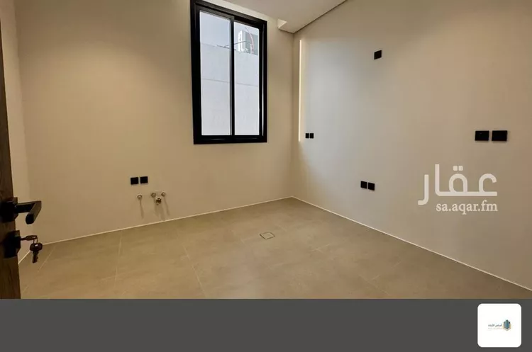 دور للبيع في شارع الحدائق, حي النفل, مدينة الرياض, منطقة الرياض صورة 5