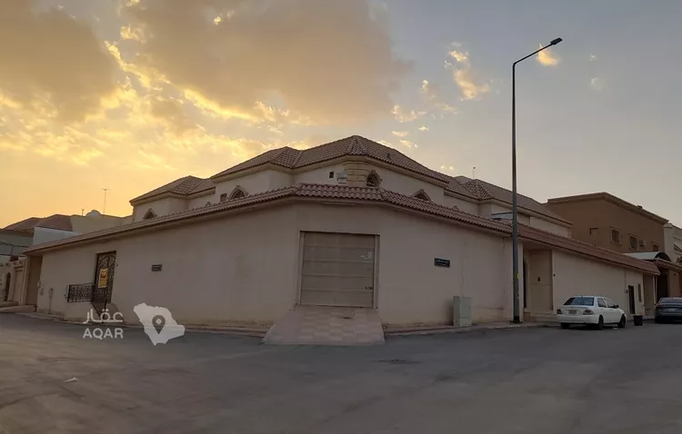 فيلا للبيع في شارع الصنهاجي, حي شبرا, مدينة الرياض, منطقة الرياض