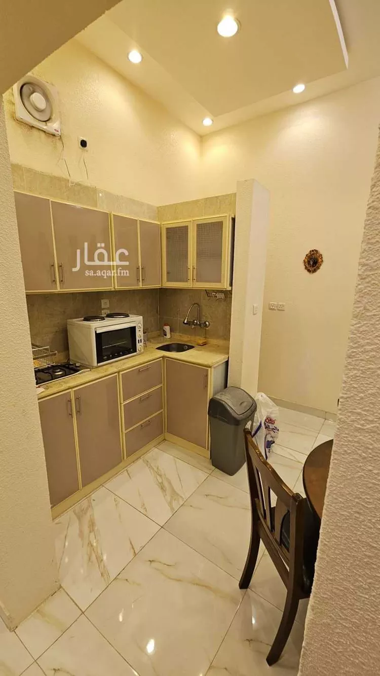 شقة للإيجار في شارع وادي القري ، حي قرى آل غليظ ، ابها ، منطقة عسير صورة 2