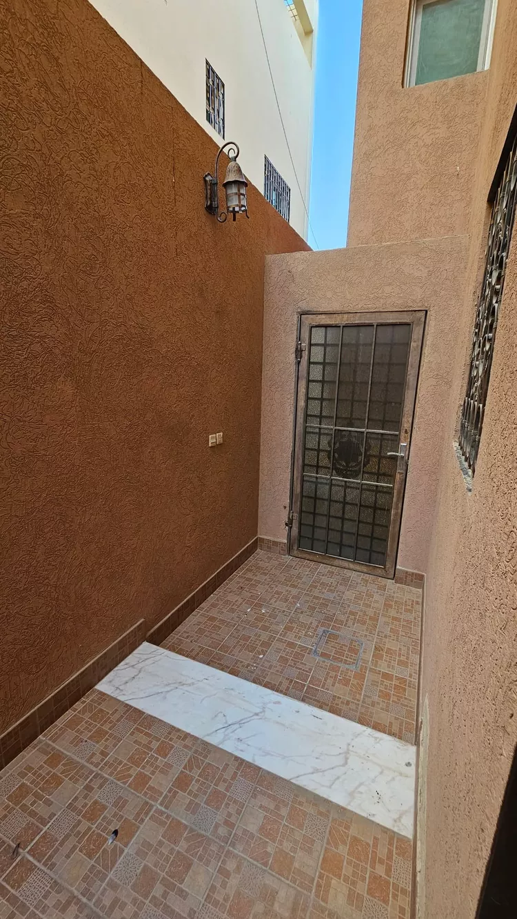 دور للإيجار في شارع الزبيري, حي العزيزية, مدينة الرياض, منطقة الرياض 13