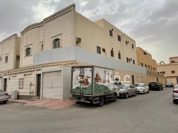 فيلا للبيع في شارع يحيي بن سعيد, حي العزيزية, مدينة الرياض, منطقة الرياض صورة 2