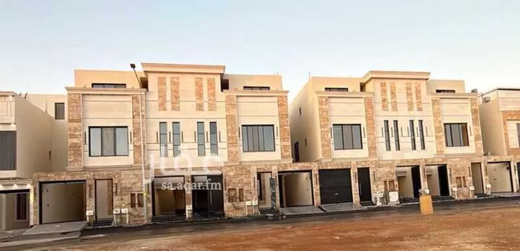Floor for Sale in Riyadh Al Janadriyah
