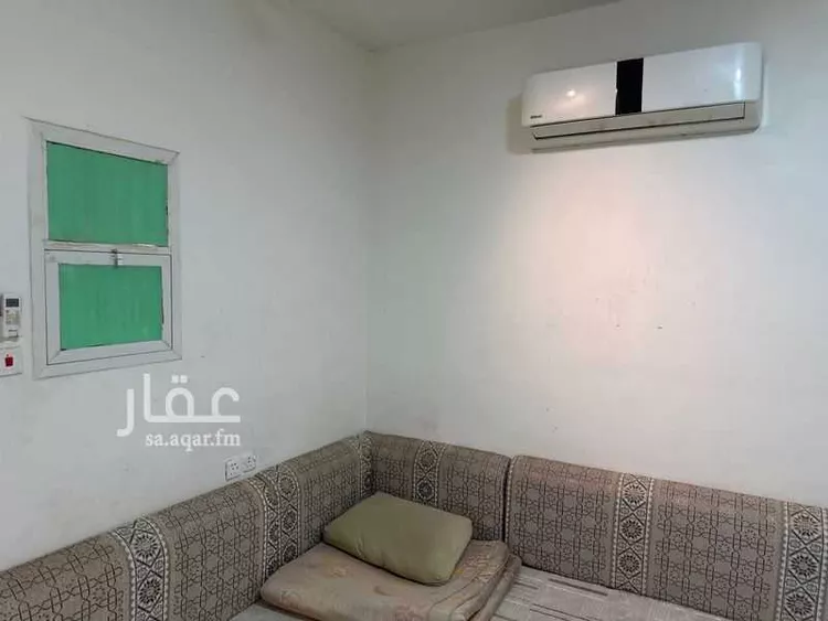 غرفة للإيجار في شارع رقم 439, حي المونسية, مدينة الرياض, منطقة الرياض 8