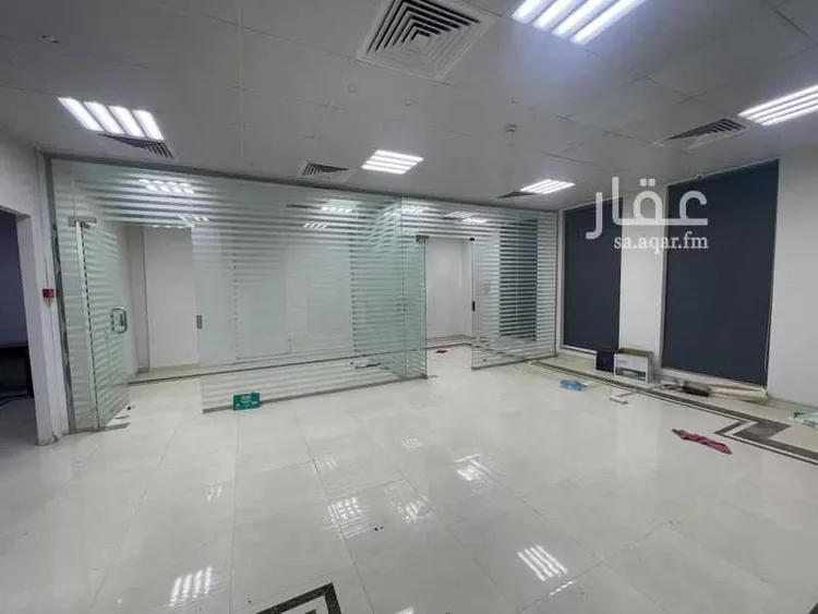 مكتب تجاري للإيجار في شارع الطائف, حي ظهرة لبن, مدينة الرياض, منطقة الرياض