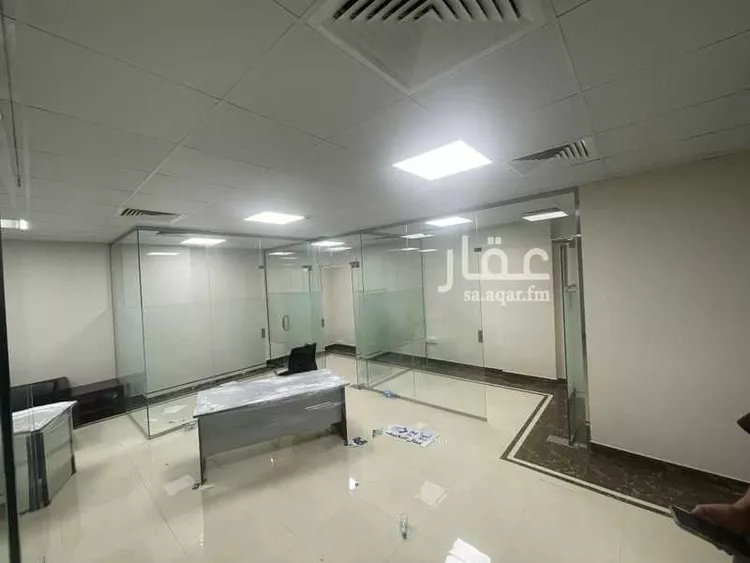 مكتب تجاري للإيجار في شارع الطائف, حي ظهرة لبن, مدينة الرياض, منطقة الرياض