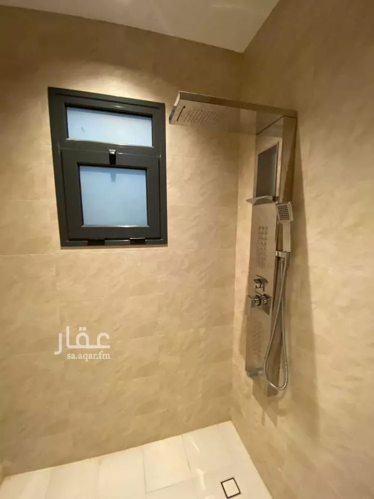 فيلا للإيجار في شارع رقم 38, حي الملقا, مدينة الرياض, منطقة الرياض صورة 2