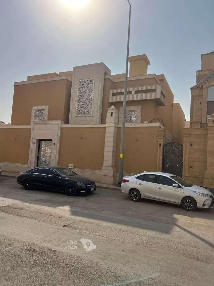 فيلا للبيع في شارع أبي الحسن الأنباري, حي العزيزية, مدينة الرياض, منطقة الرياض