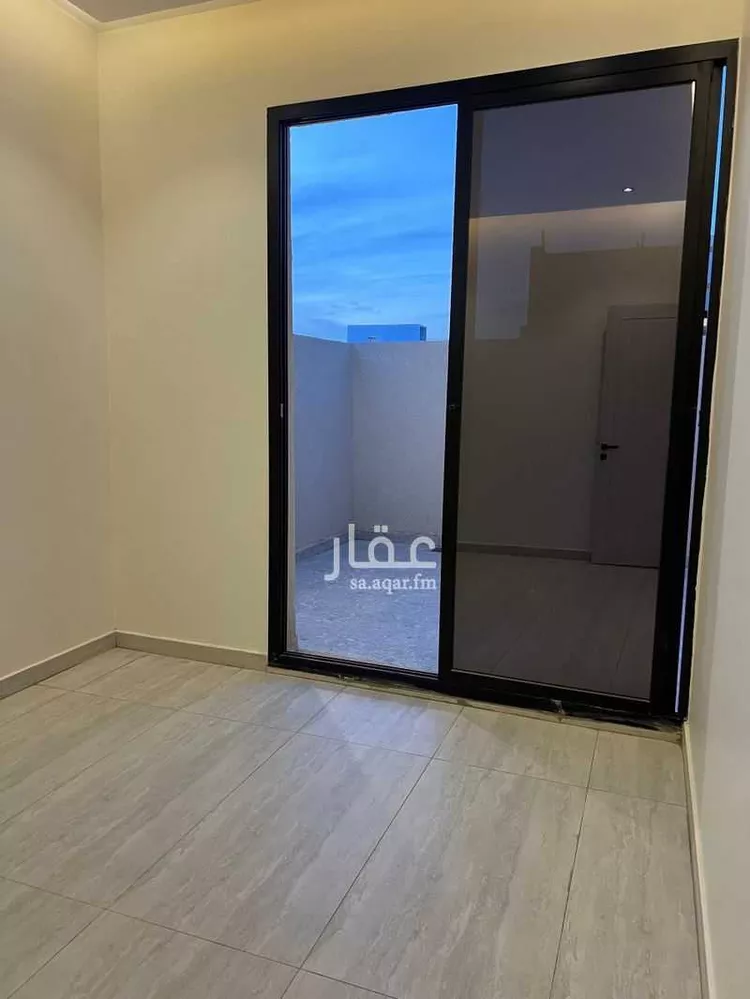 دور للبيع في شارع علي بن أبي طاهر, حي الرمال, مدينة الرياض, منطقة الرياض صورة 5
