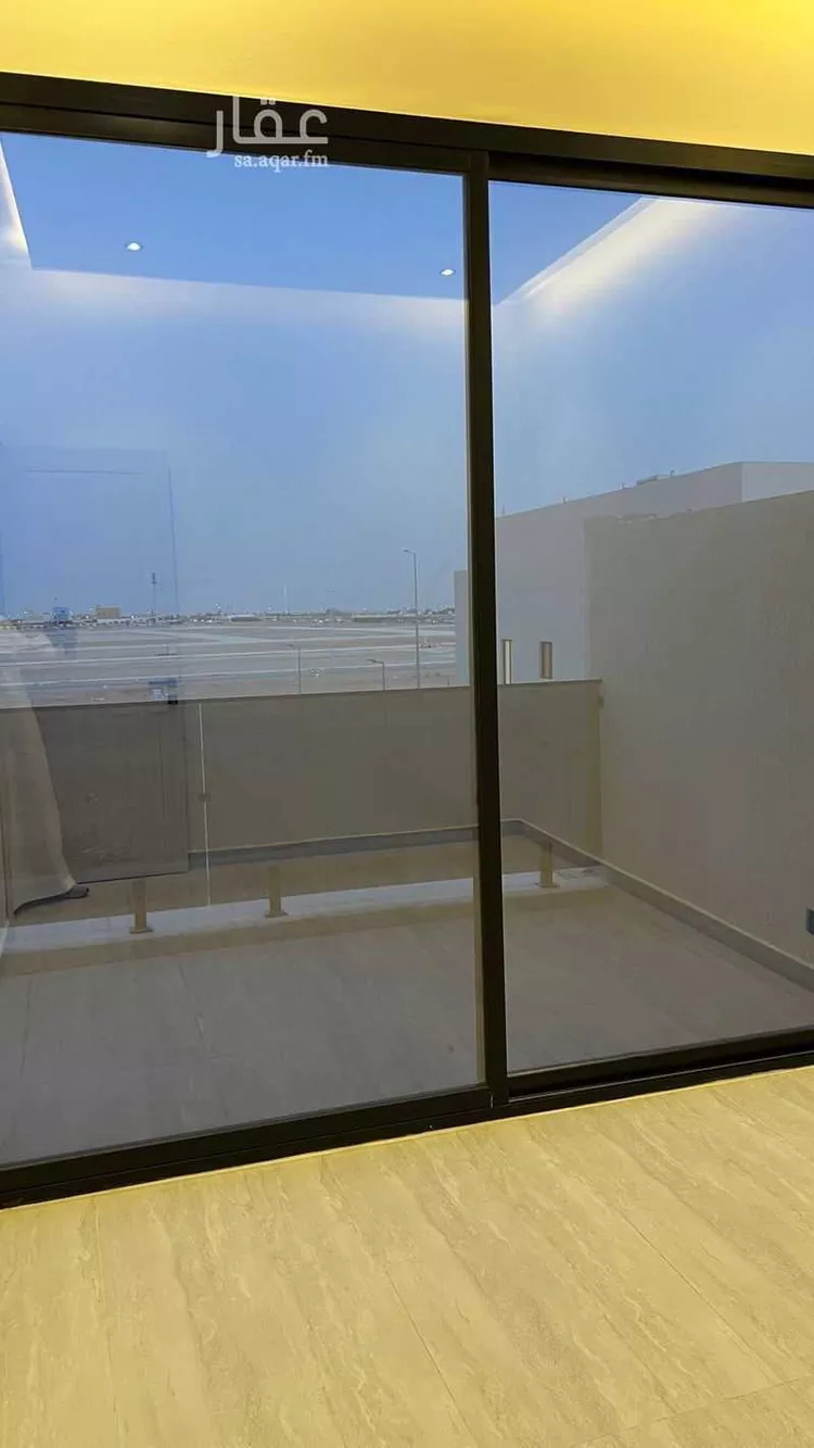 فيلا للبيع في شارع علي بن أبي طاهر, حي الرمال, مدينة الرياض, منطقة الرياض صورة 4