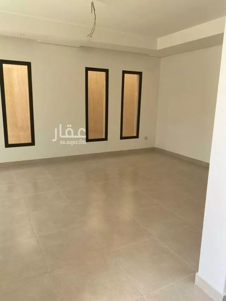 فيلا للإيجار في شارع 529, حي مطار الملك خالد الدولي, مدينة الرياض, منطقة الرياض صورة 2