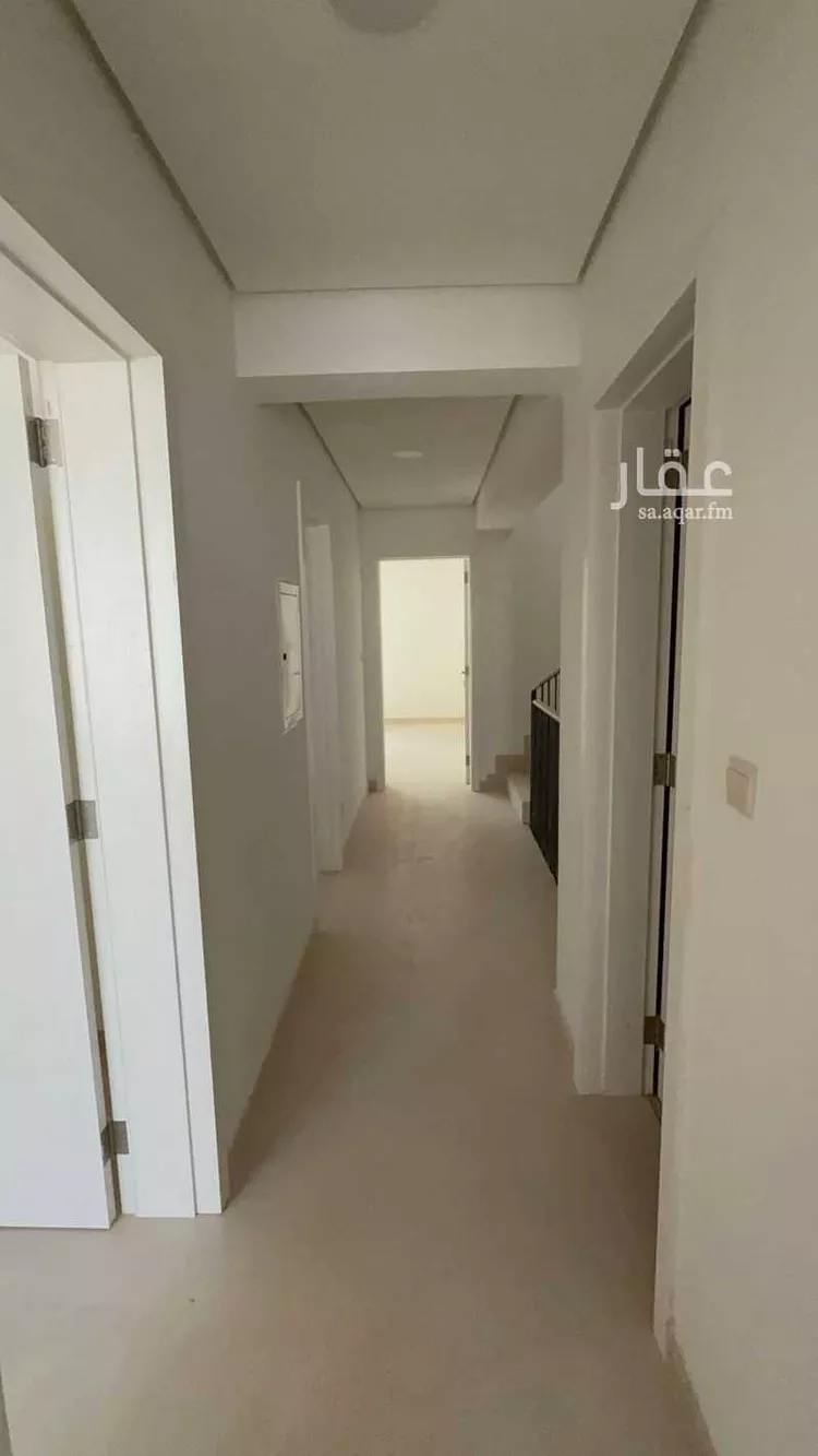 فيلا للإيجار في شارع خزام, حي مطار الملك خالد الدولي, مدينة الرياض, منطقة الرياض صورة 3