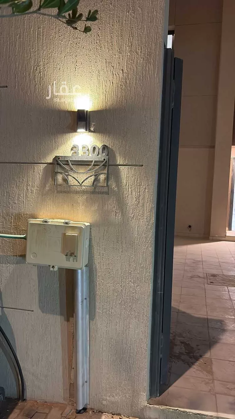 فيلا للإيجار في شارع خزام, حي مطار الملك خالد الدولي, مدينة الرياض, منطقة الرياض