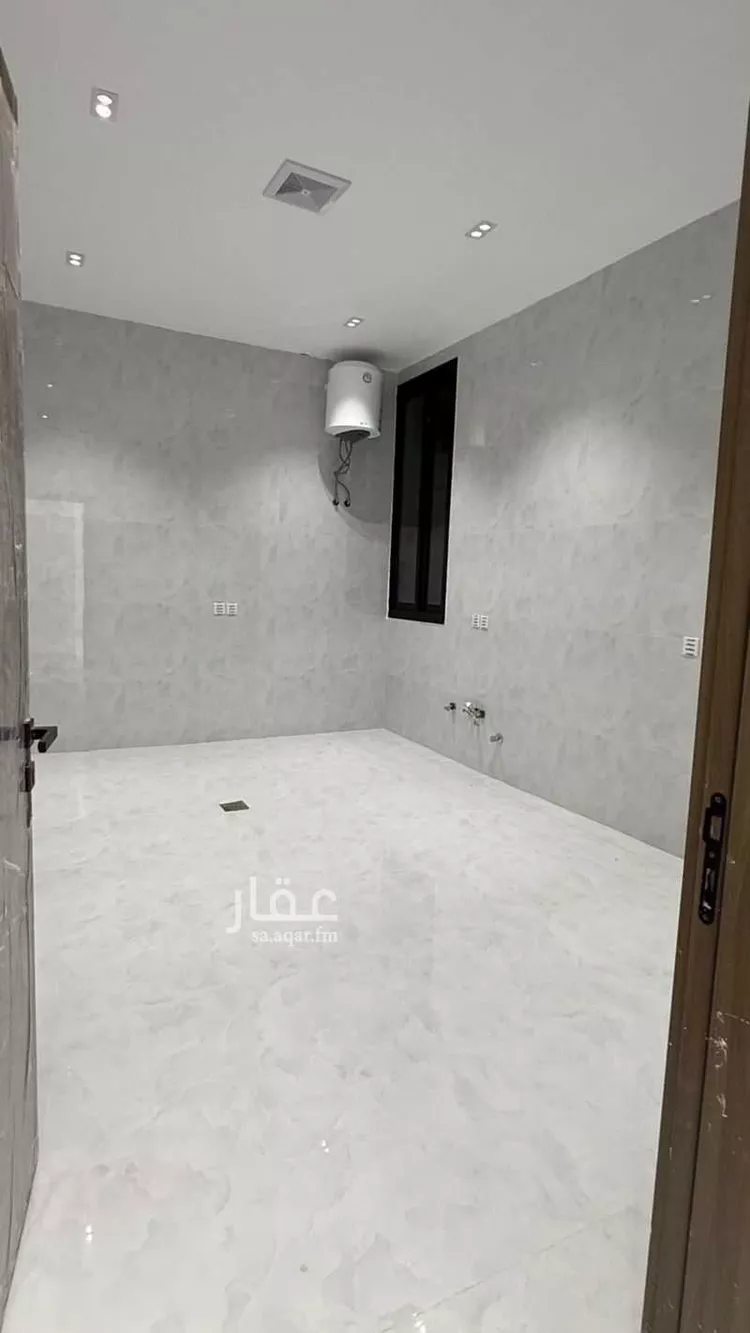 دور للبيع في شارع عبدالله بن رواق, حي السعادة, مدينة الرياض, منطقة الرياض صورة 2