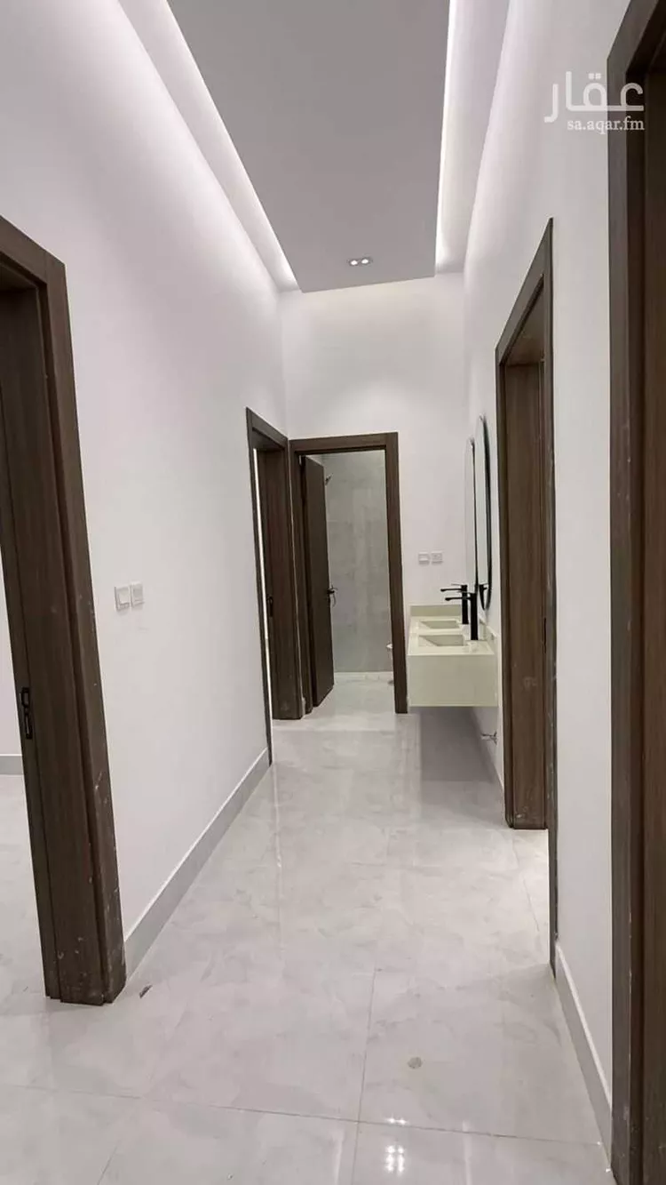 دور للبيع في شارع عبدالله بن رواق, حي السعادة, مدينة الرياض, منطقة الرياض 14