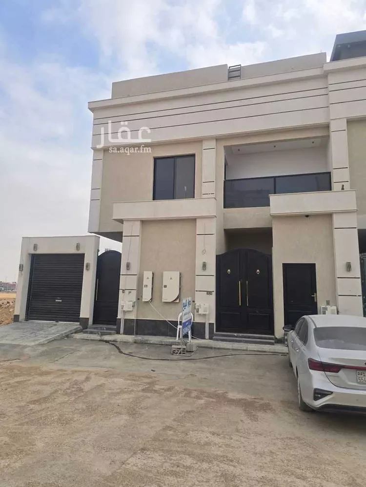 دور للبيع في شارع السلطان قابوس, حي المعيزيلة, مدينة الرياض, منطقة الرياض