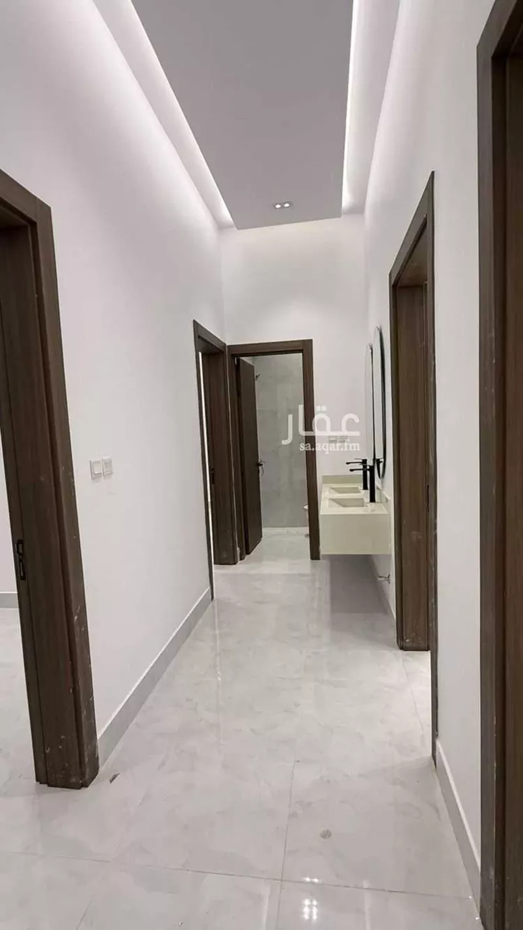 دور للبيع في شارع عبدالله بن رواق, حي السعادة, مدينة الرياض, منطقة الرياض 9