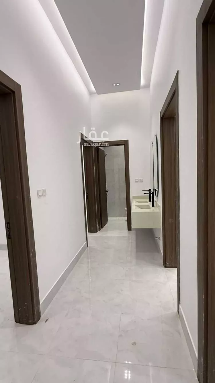 دور للبيع في شارع عبدالله بن رواق, حي السعادة, مدينة الرياض, منطقة الرياض صورة 3