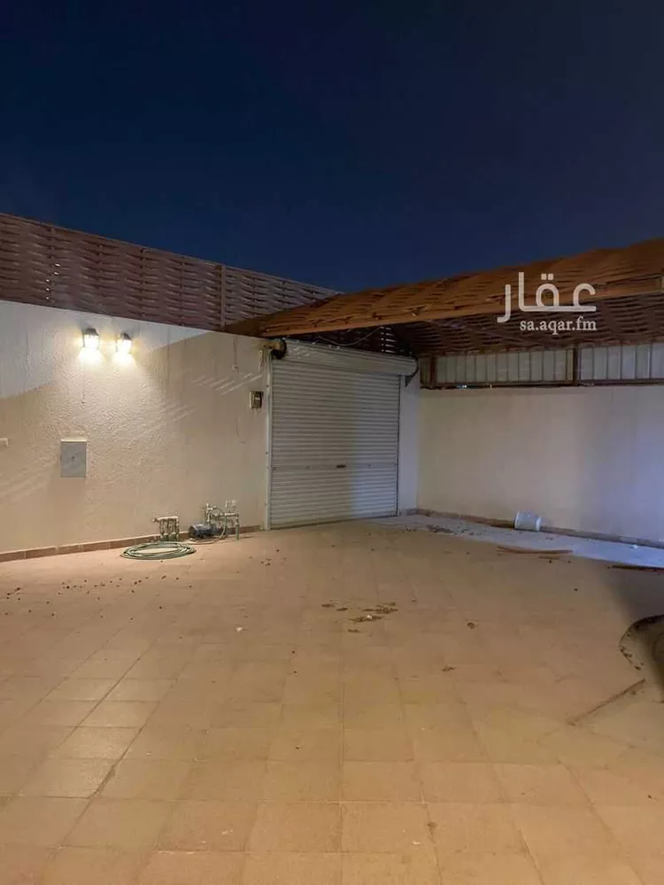 فيلا للبيع في شارع أبي دلامة, حي الملك فهد, مدينة الرياض, منطقة الرياض 1 صورة