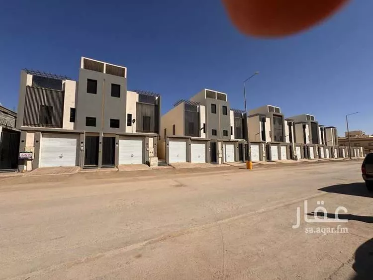 دور للبيع في شارع عبدالحميد السناري, حي عكاظ, مدينة الرياض, منطقة الرياض صورة 2