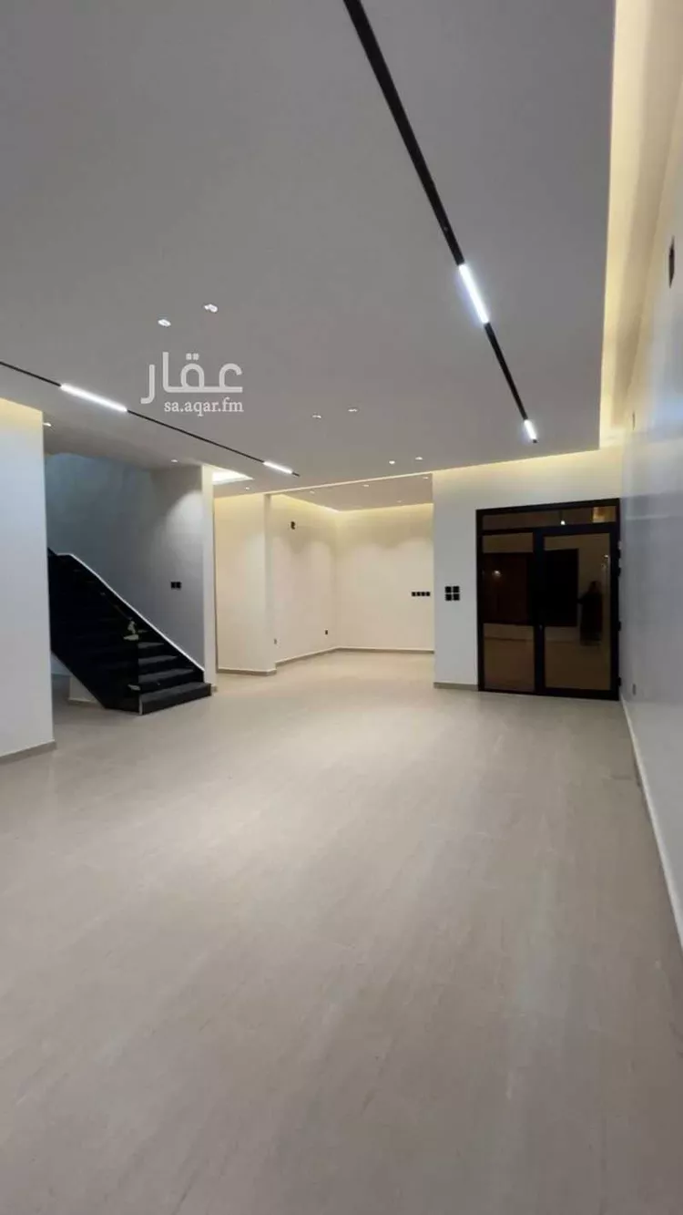 فيلا للبيع في شارع مسعود بن سارية, حي الزهرة, مدينة الرياض, منطقة الرياض صورة 2