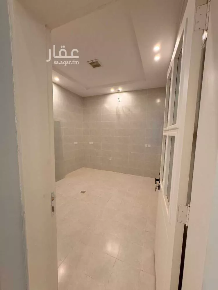 دور للبيع في شارع عبدالحميد السناري, حي عكاظ, مدينة الرياض, منطقة الرياض صورة 5