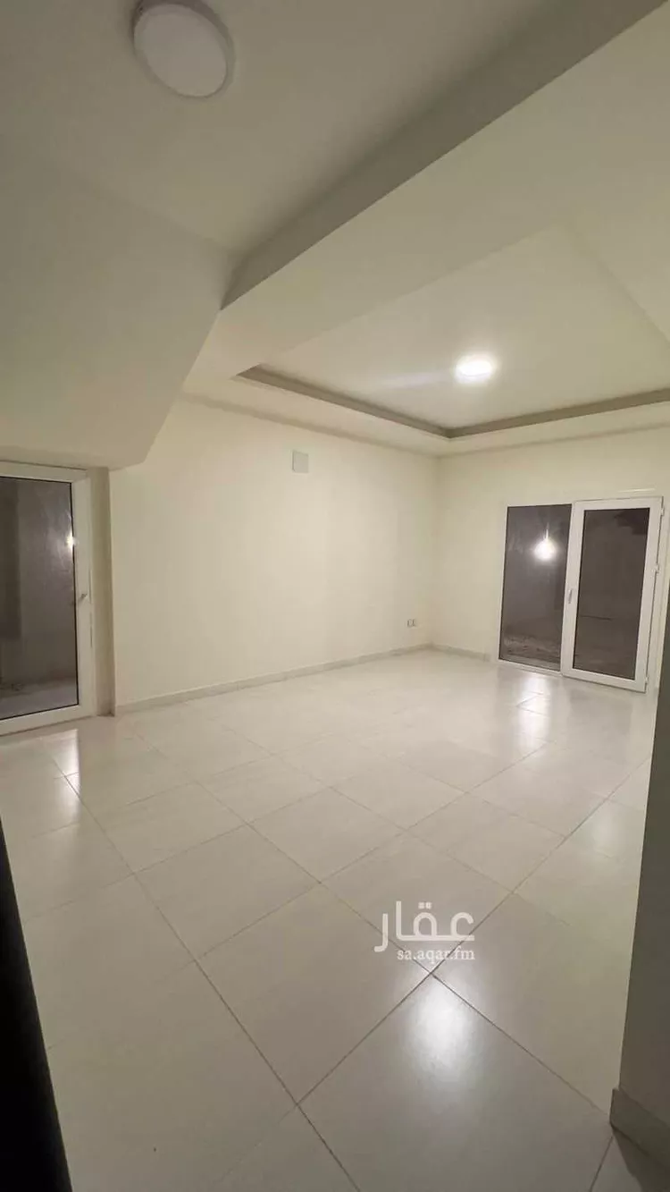 فيلا للإيجار في شارع 3589733, حي مطار الملك خالد الدولي, مدينة الرياض, منطقة الرياض 9
