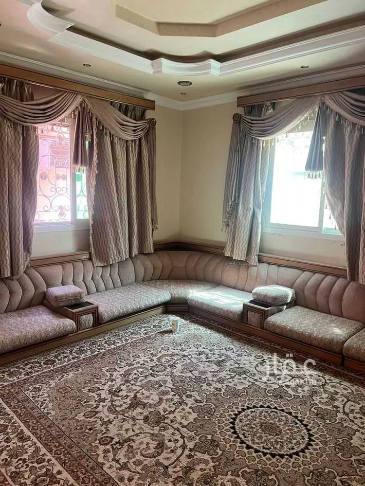 فيلا للبيع في شارع مرشد بن علي, حي الملك سلمان, مدينة الرياض, منطقة الرياض صورة 2