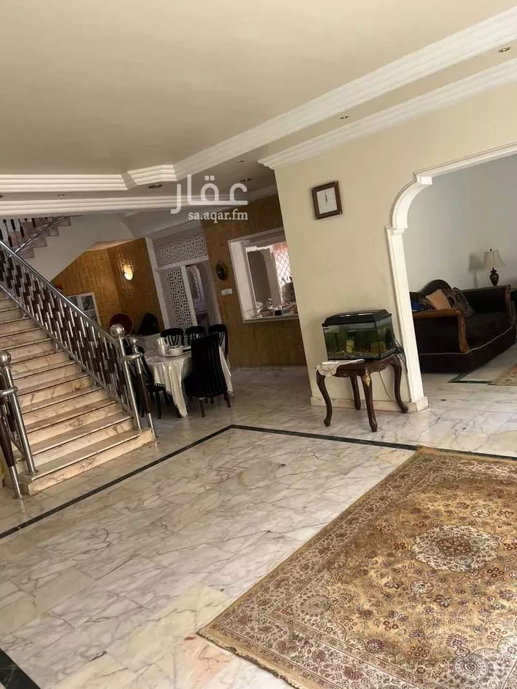 فيلا للبيع في شارع مرشد بن علي, حي الملك سلمان, مدينة الرياض, منطقة الرياض صورة 3