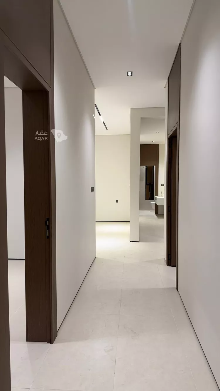 Floor for Rent in Riyadh Al Fayha 11