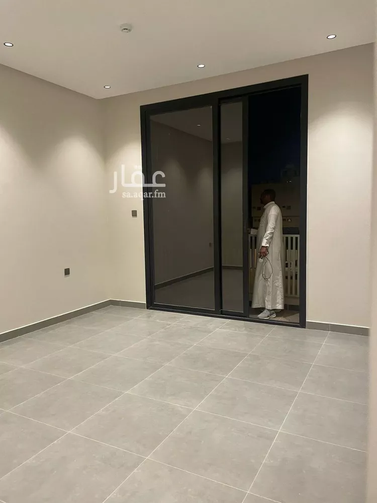 شقة للإيجار في شارع شهيد الدين ثم الوطن عبدالرحمن سعيد عبد, حي السعادة, مدينة الرياض, منطقة الرياض صورة 4