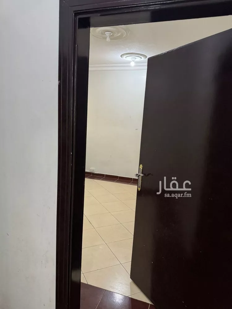 شقة للإيجار في شارع يزيد بن مزيد الشيباني, حي السعادة, مدينة الرياض, منطقة الرياض صورة 4